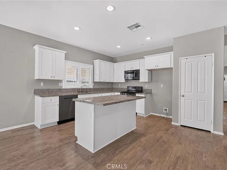 30151 Meadow Oaks St — Photo 17