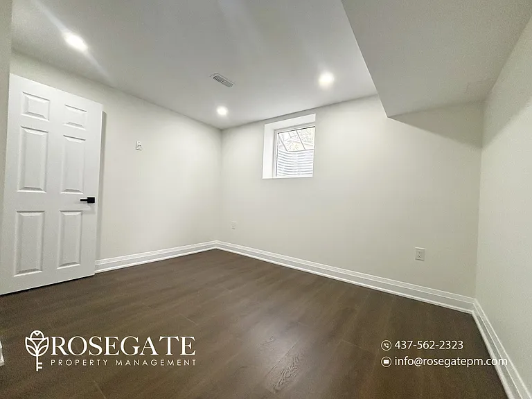 43 Arrowhead Dr #2 — Photo 12