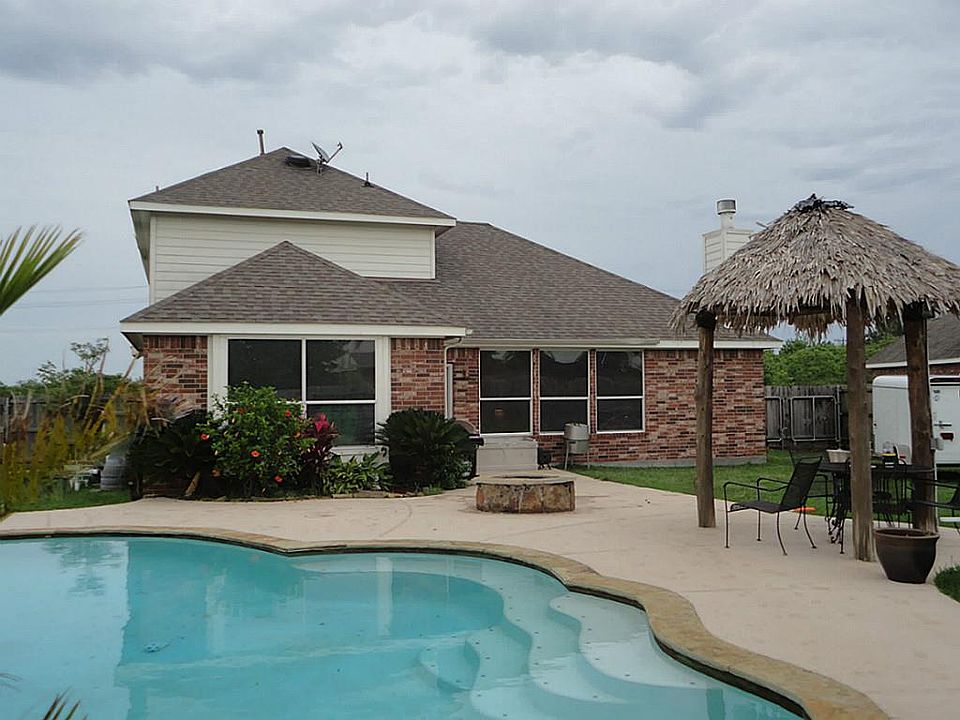 1st image of 605 Pelican Harbour Dr