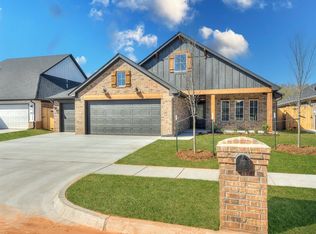 3904 Black Mesa Rd, Norman, OK 73071