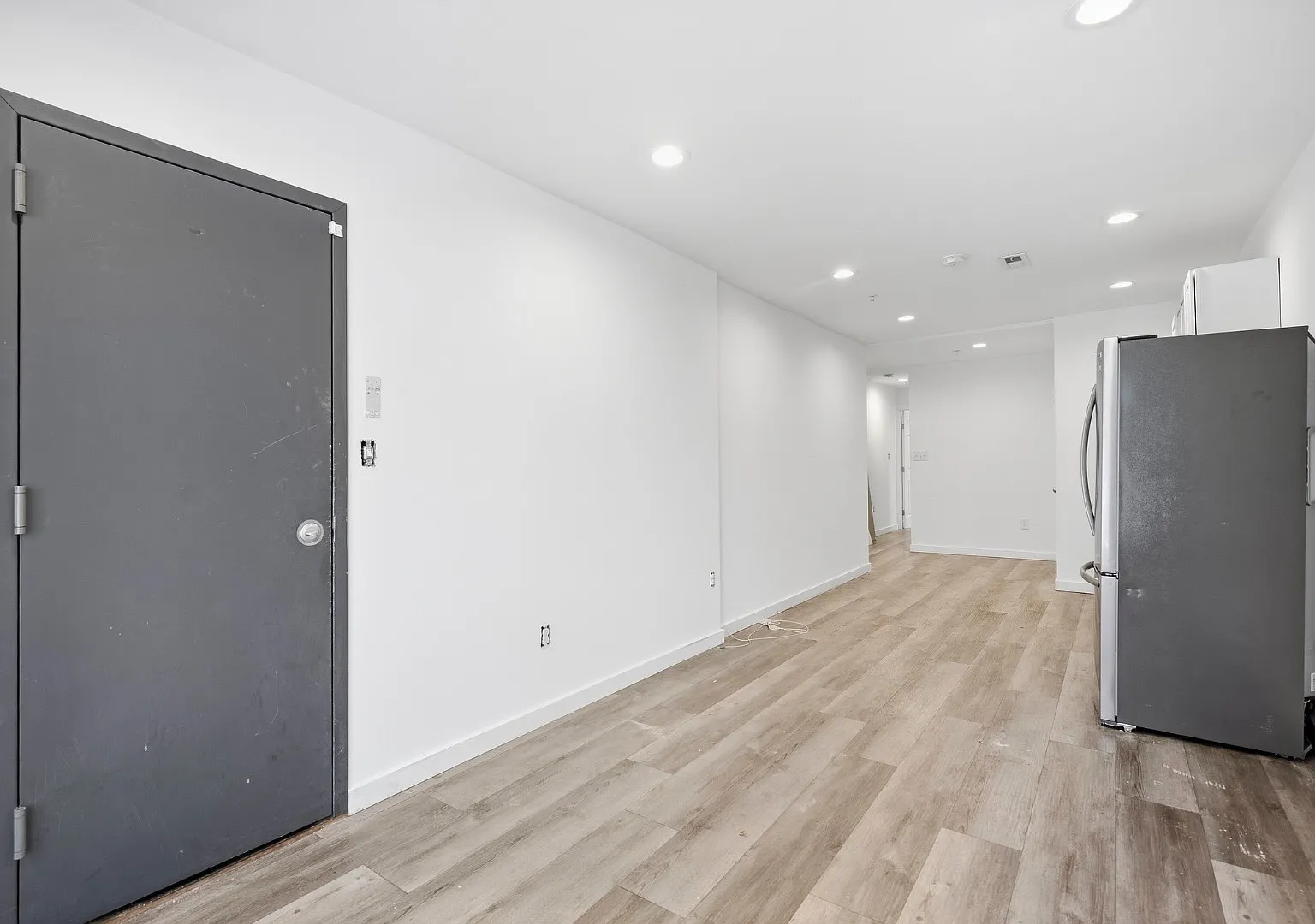 810 Diamond St - 1 — Photo 3