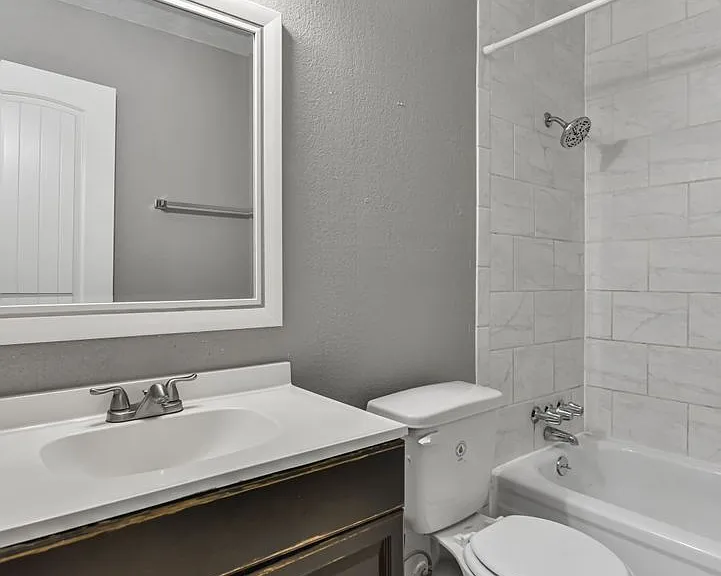 1307 Linda Spur — Photo 28