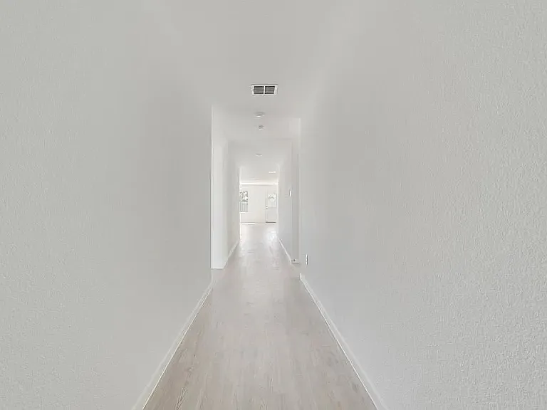 11332 Rodeo Dr — Photo 3