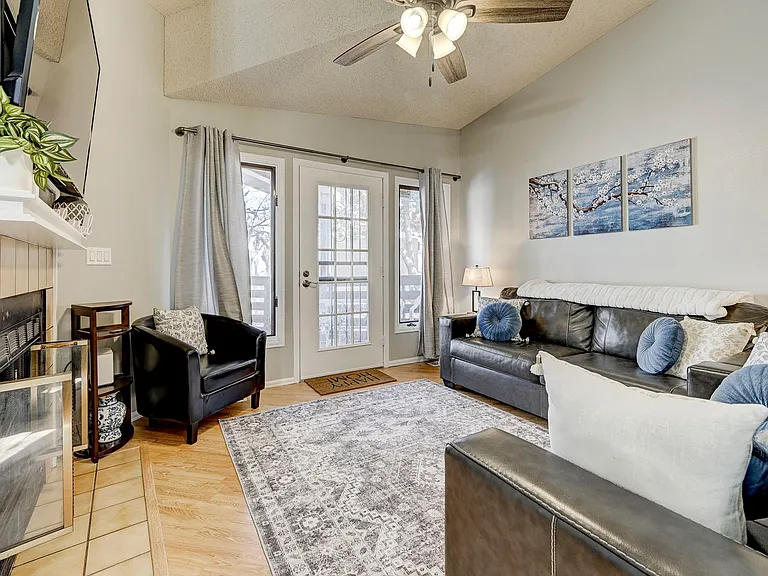 2908 Camino Cielo Ct — Photo 19
