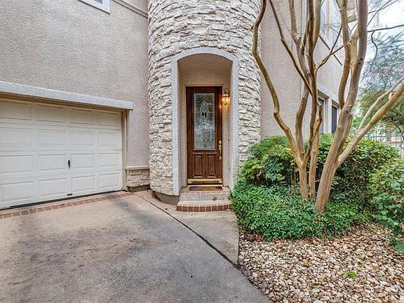 2nd image of 3902 Gaines Ct