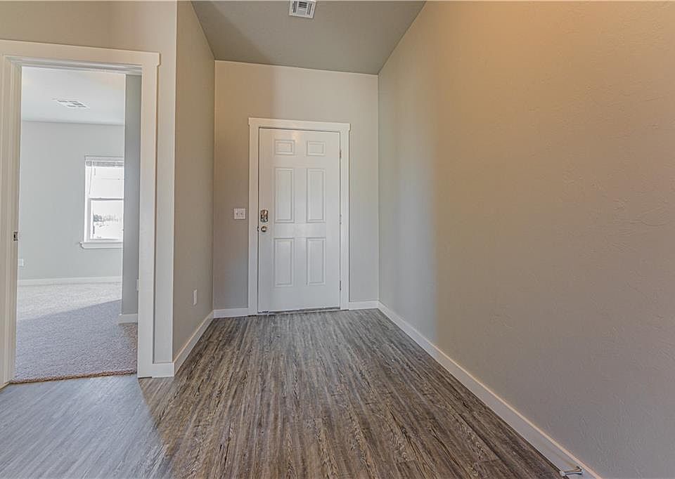 1st image of 15979 Prairie Rose Dr