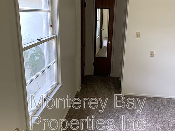 5th image of 109 Solano Ave