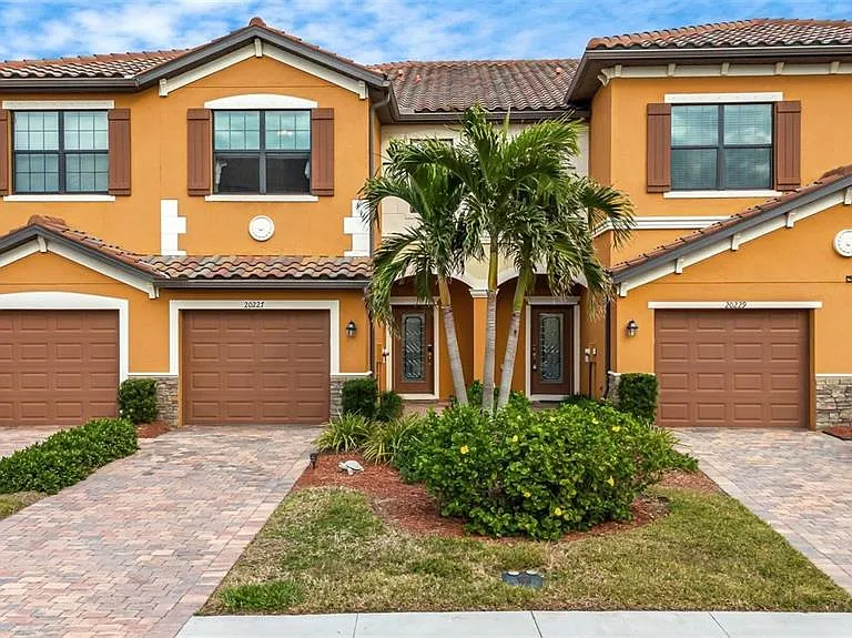 20229 Lagente Cir — Photo 27