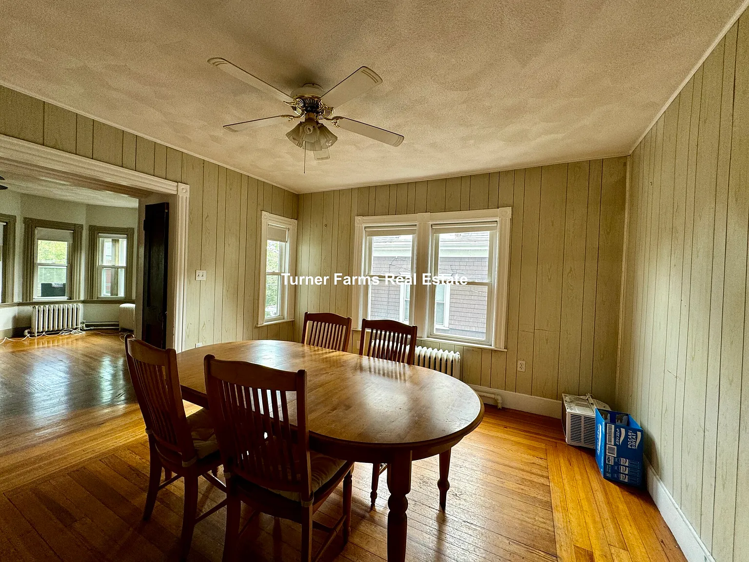 5 bed, 9999 sqft, $5,800 — Photo 2