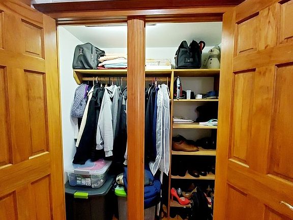 5th image of 1167 70th St #3R