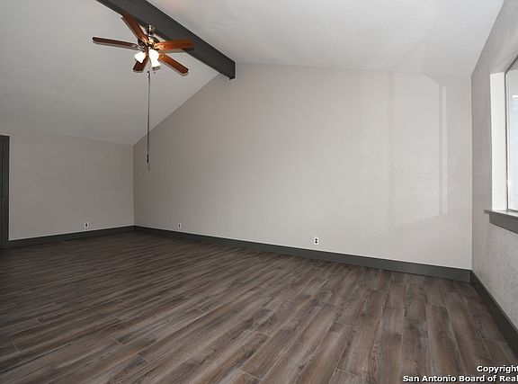 5th image of 6210 Pike Valley Dr