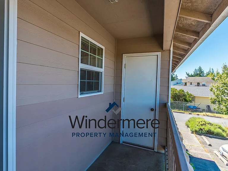 1369 - 1150 NW Elwha — Photo 10