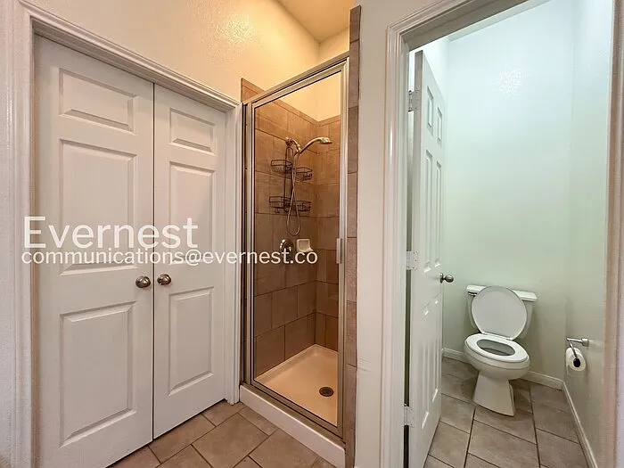 709 W 35th St — Photo 7