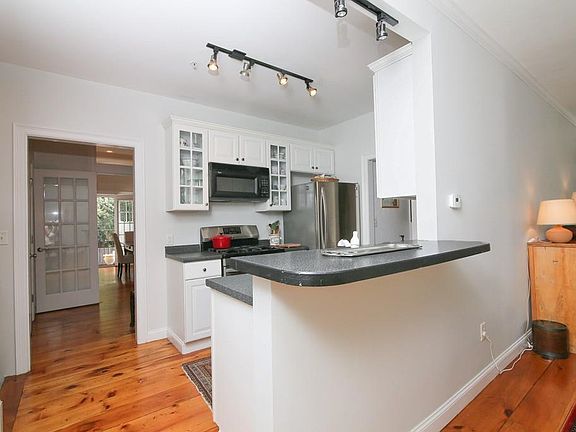 5th image of 134 High St Unit 2