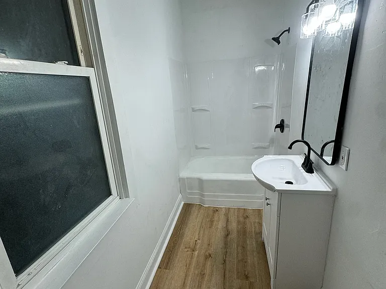 2622 N Charles St — Photo 14