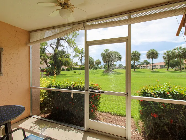 175 Turtle Lake Ct #111 — Photo 33