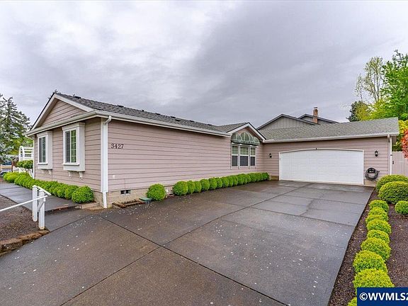 5th image of 3427 Lake Vanessa Cir NW