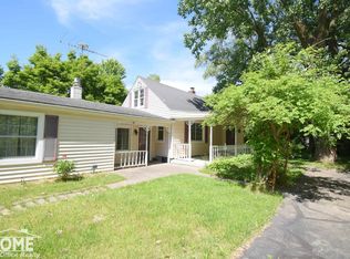 730 W Lansing Rd, Morrice, MI 48857