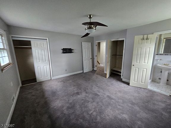 3rd image of 1126 Grant Ave