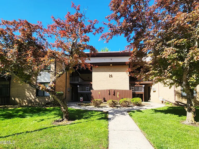 26 Meadow Green Cir #K — Photo 1