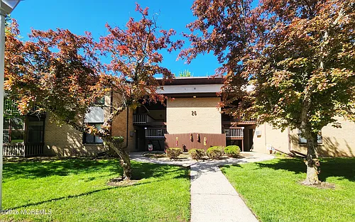26 Meadow Green Cir #K Photo 1