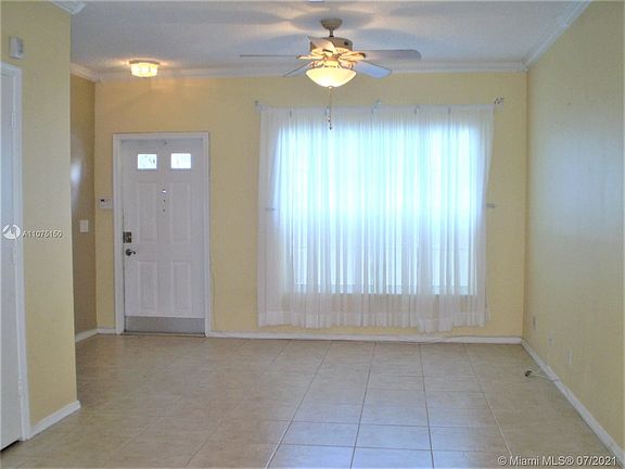2nd image of 11030 Sand Piper Ct #11030