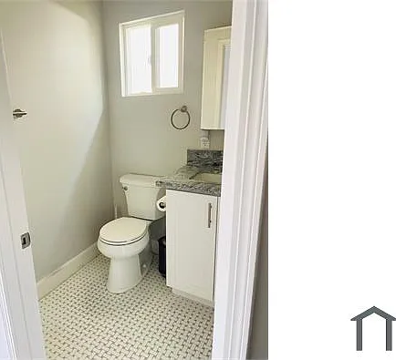 8605 Amy Ave — Photo 6