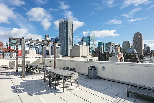 Rented by Lalezarian Properties | media 11