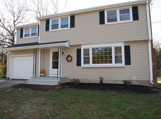 45 Pearl Dr, Vernon, CT 06066