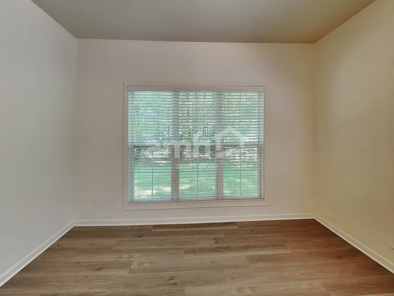 240 Shenandoah Trce — Photo 22