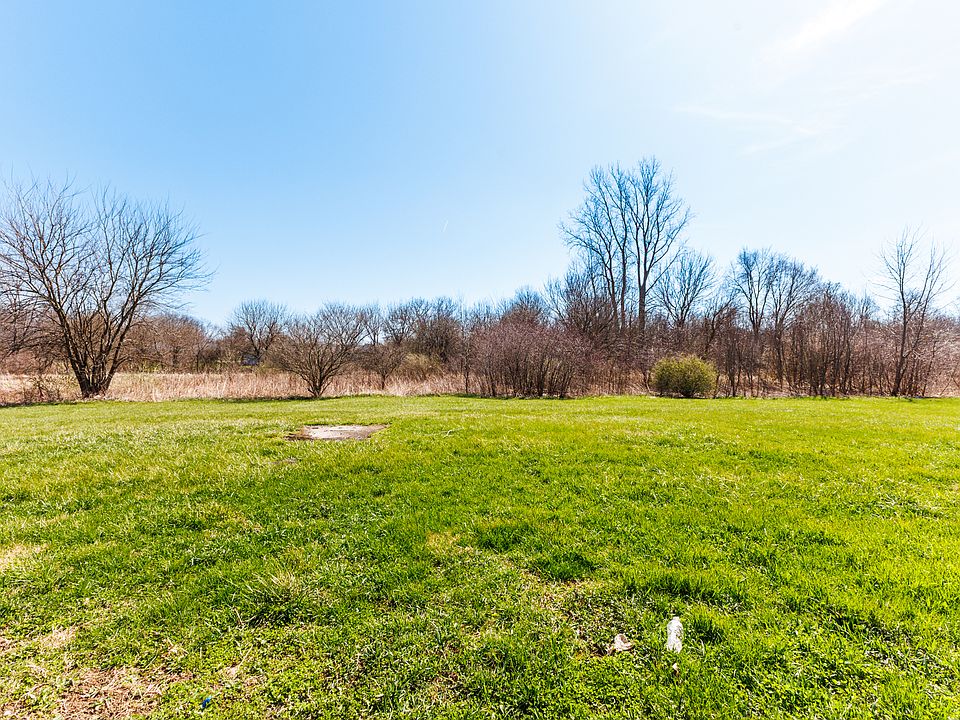 1st image of 208 S Keystone Cir