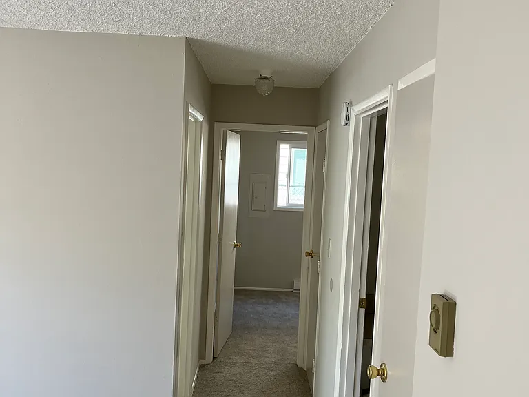 5330 SE Lafayette St #2 — Photo 9