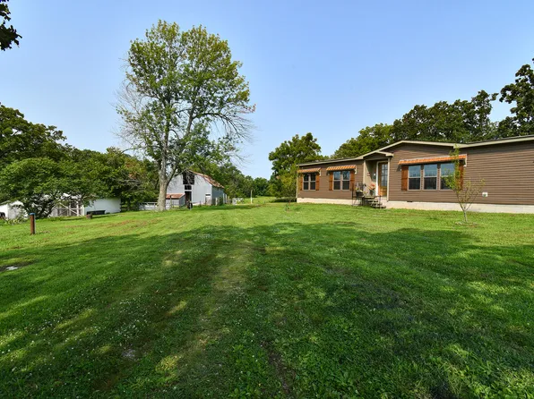 6977 N Farm Rd 53, Ash Grove, MO 65604