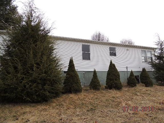 3rd image of 153 Gardner Dr