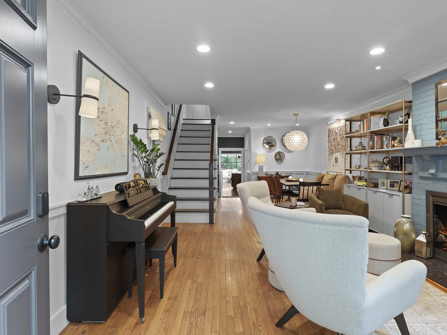 3 bed, 3.5 bath, 2145 sqft, $6,250 — Photo 3