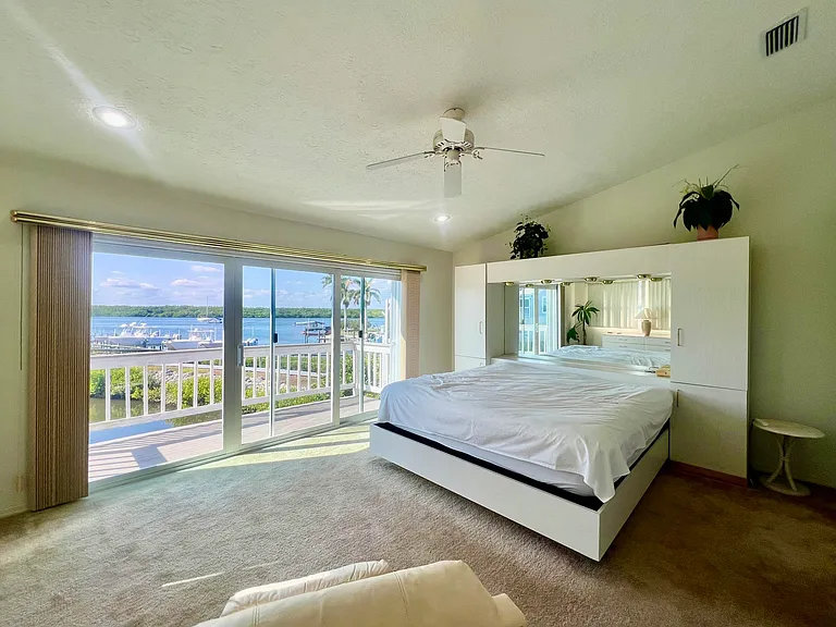 2486 Harbour Cove Dr — Photo 17