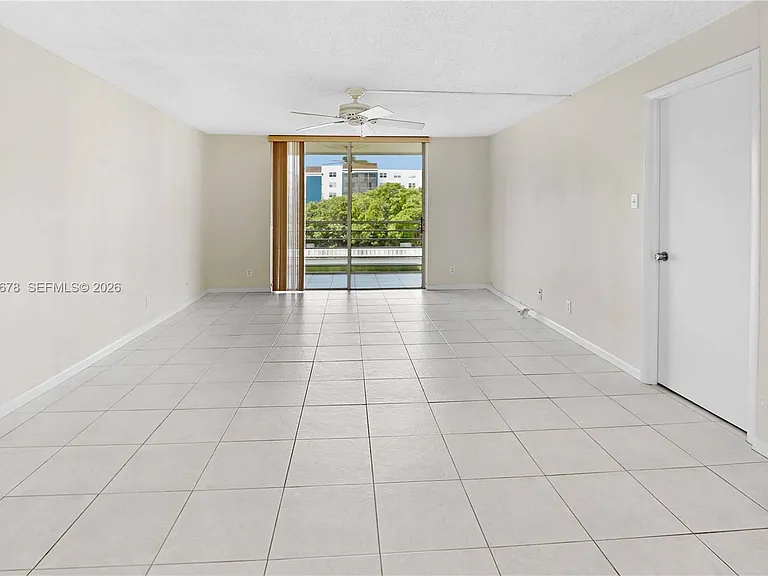 505 E Dania Beach Blvd #4-3G — Photo 18