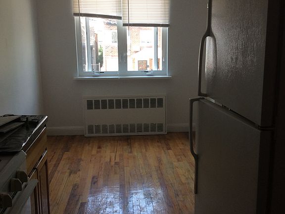 3rd image of 5949 160th St #2nd