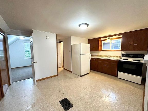 3rd image of 83 Condon Ave #2