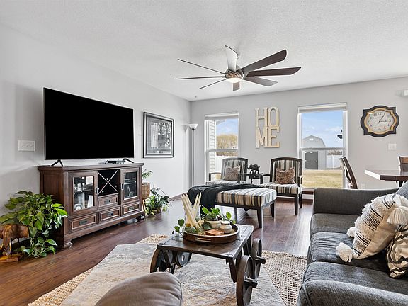 5th image of 1506 Hummingbird Cir