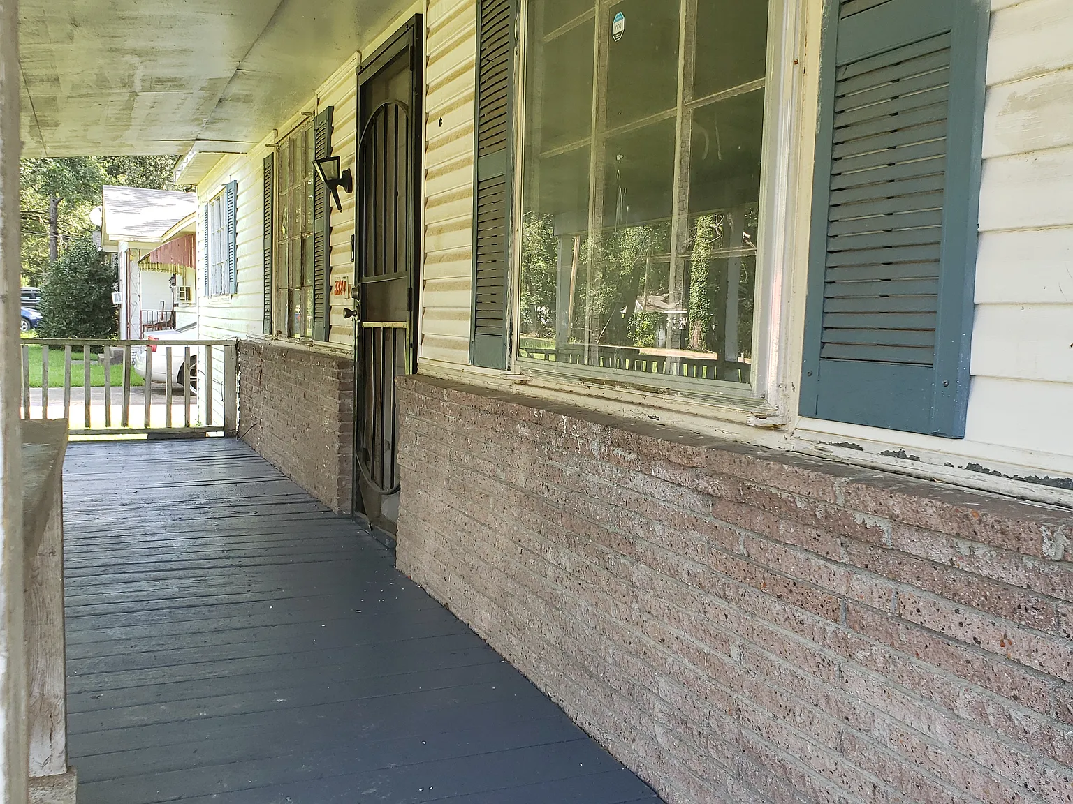 4 bed, 1500 sqft, $1,050 — Photo 3