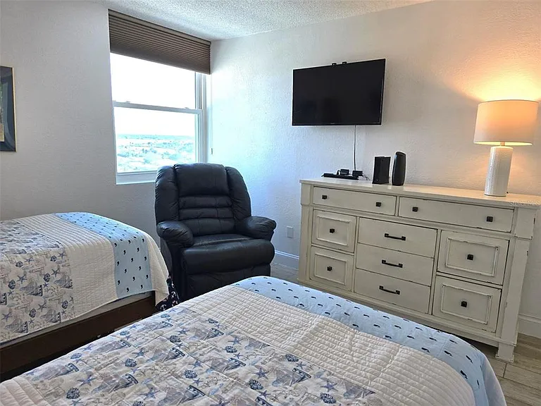 17408 Gulf Blvd #1003 — Photo 14