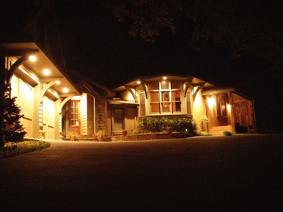 1st image of 603 Sweetwater Creek Dr