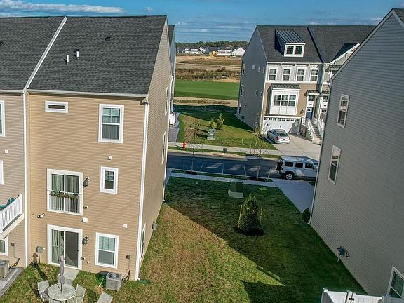 3rd image of 35155 Wright Way