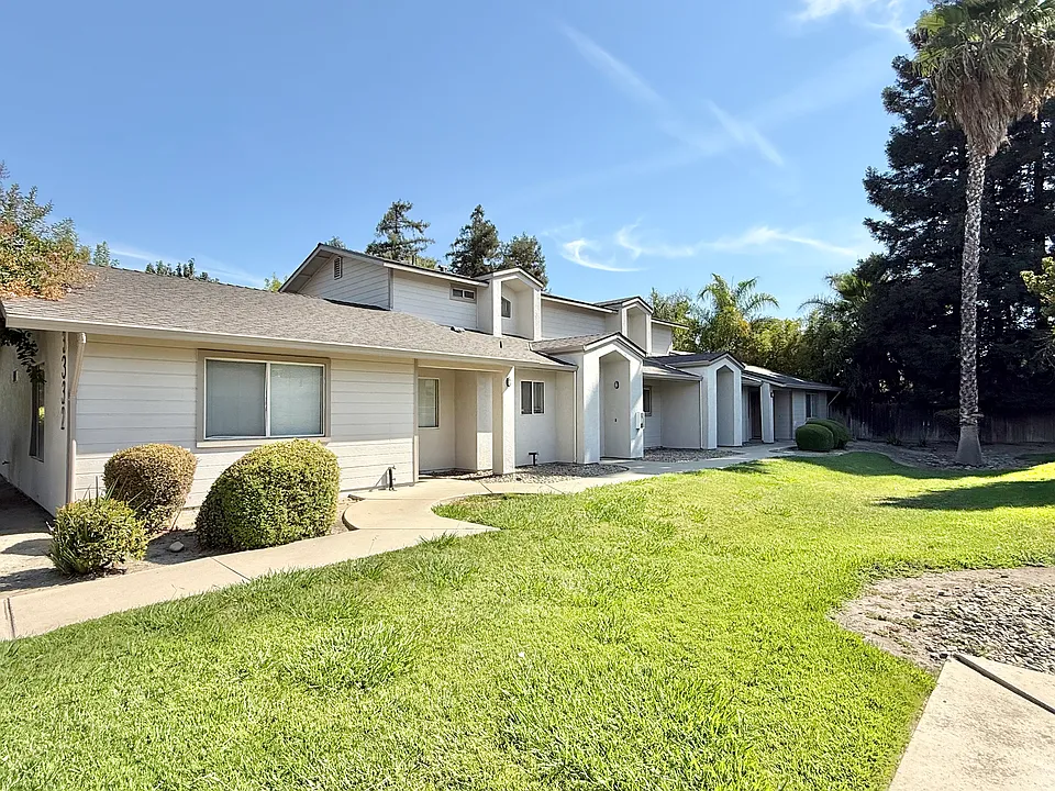 3328 Carver Rd #1