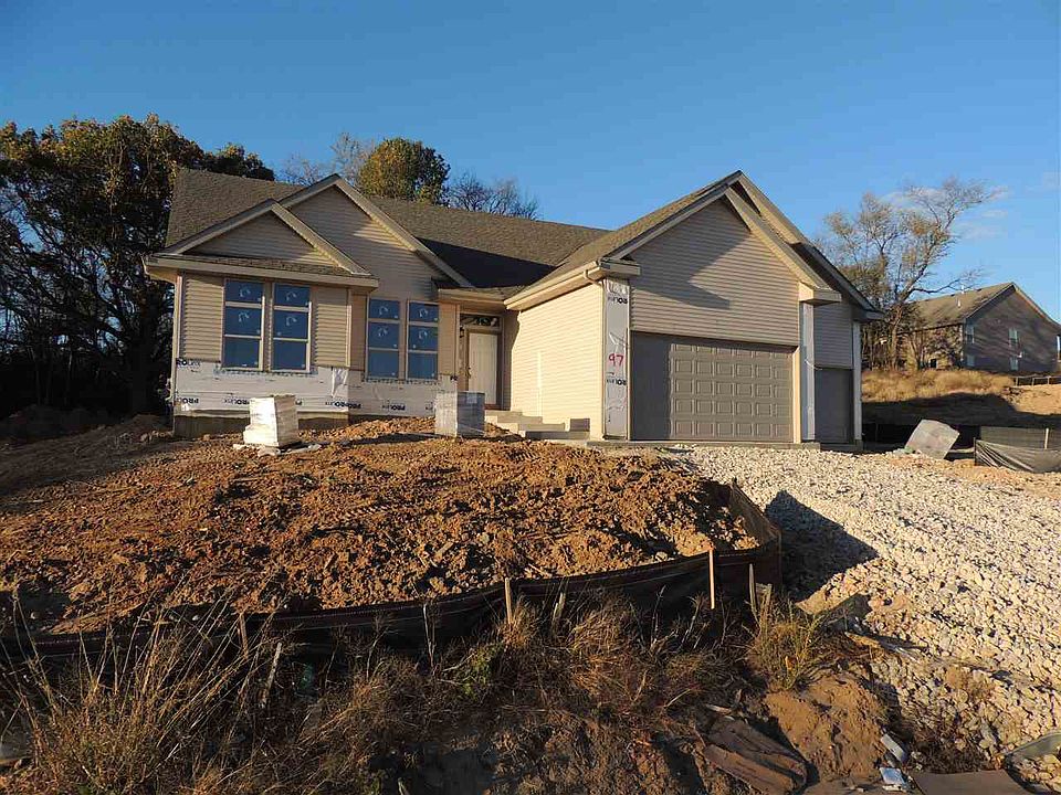 1st image of 703 E Dereck Woods