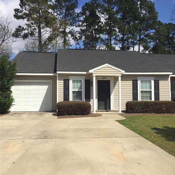 1st image of 127 Kingston Village Dr