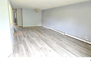 2504 Waterbury Dr #505, Woodridge, IL 60517