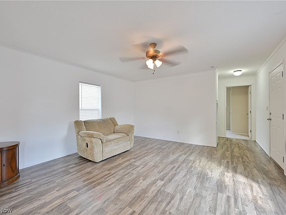 4th image of 29 Carl Ln
