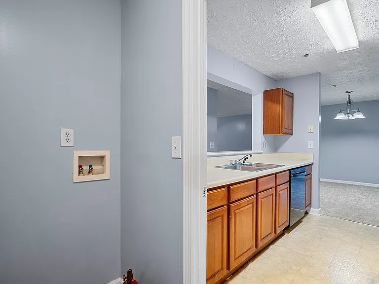 6303 Waldrop Pl — Photo 6